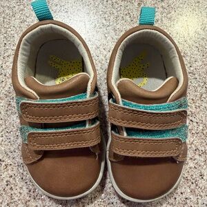 Ten Little size 5 shoes